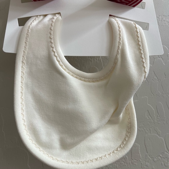 Starting Out Festive Christmas Tree Bib Set - Cream and Red - Picture 3 of 6